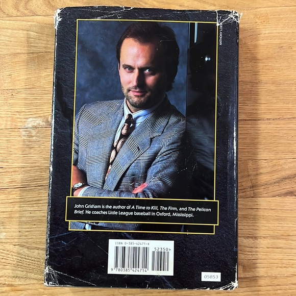 The Client by John Grisham - Picture 2 of 2